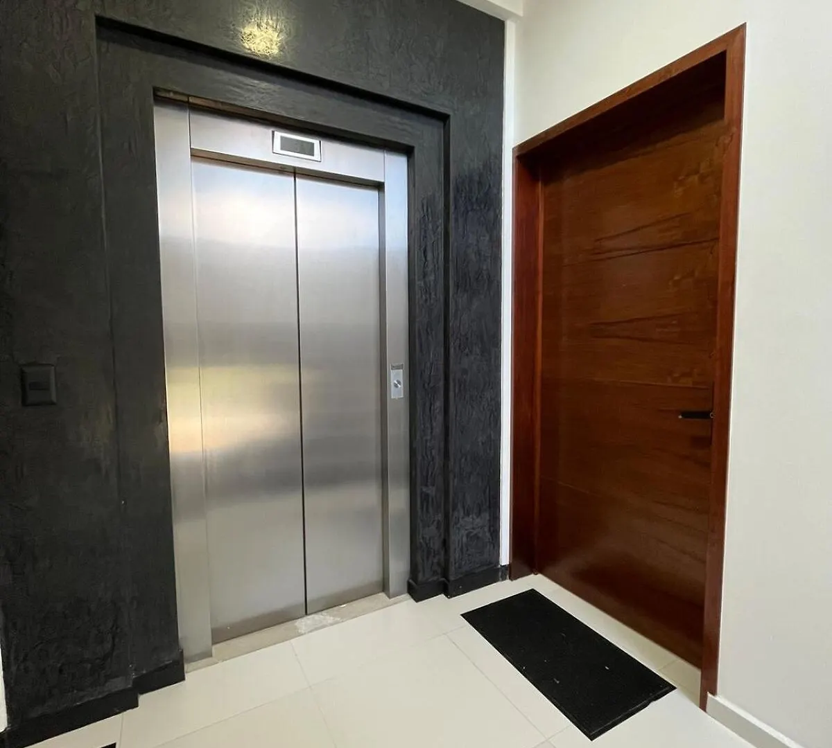 Black & White Lock Off Room Playa del Carmen Apartment
